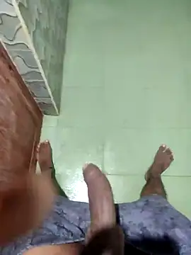 Snapshot of yo19boy chatting on December 27, 10:01 am yo19boy online show from December 27, 10:01 am