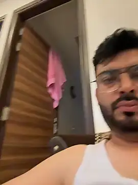 Snapshot of hot_rajat chatting on June 24, 12:59 pm hot rajat online show from June 24, 12:59 pm