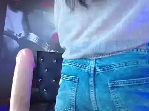 VALERY MEER online show from December 6, 2:49 pm