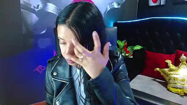 VALERY MEER online show from December 19, 12:01 pm