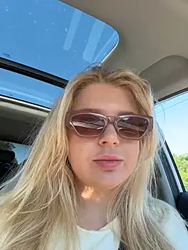 OdriOlsens online show from June 7, 11:36 am