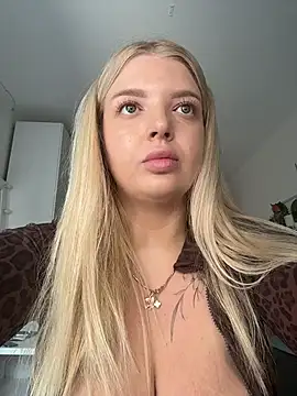 OdriOlsens online show from July 5, 12:45 pm