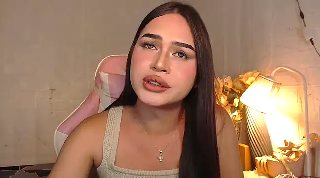 Snapshot of Ashely_Lewis chatting on January 5, 11:26 am Ashely Lewis online show from January 5, 11:26 am