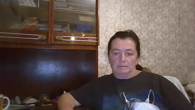 GypsiQueen2 online show from September 11, 7:03 pm