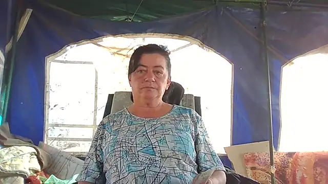 GypsiQueen2 online show from September 20, 6:58 am