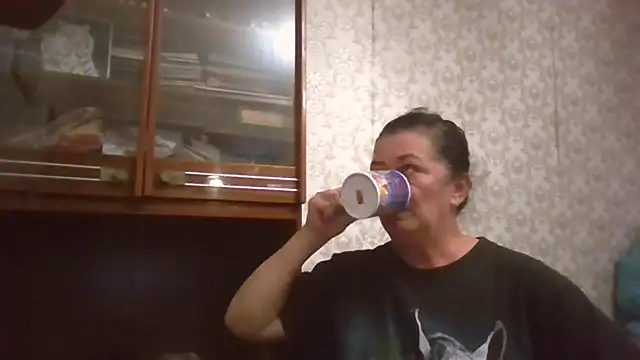 GypsiQueen2 online show from September 27, 7:52 pm