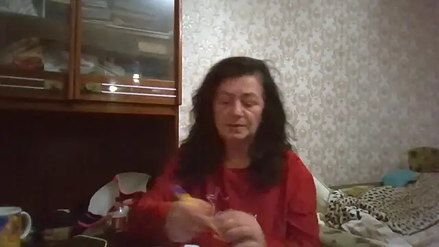 GypsiQueen2 online show from October 13, 5:57 pm