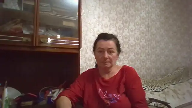 GypsiQueen2 online show from October 16, 4:30 pm