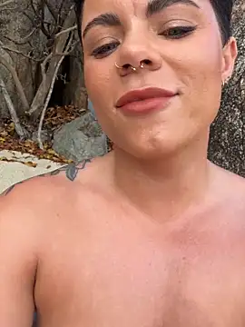 LukeLouHarvey online show from February 18, 1:43 am