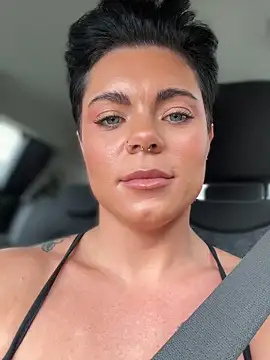 LukeLouHarvey online show from September 18, 4:47 am