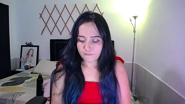 naughty girl 4u online show from September 20, 10:55 pm