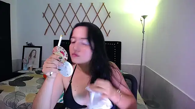 naughty girl 4u online show from September 22, 8:11 pm