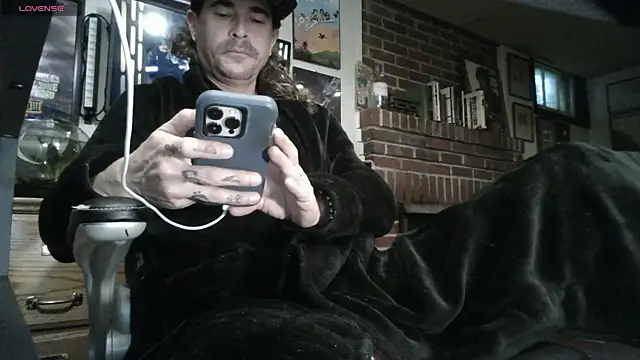 Snapshot of XxBobbyDigitalxX chatting on July 12, 2:19 pm XxBobbyDigitalxX online show from July 12, 2:19 pm