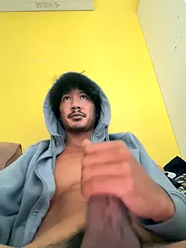 juniiorre online show from November 2, 10:50 am