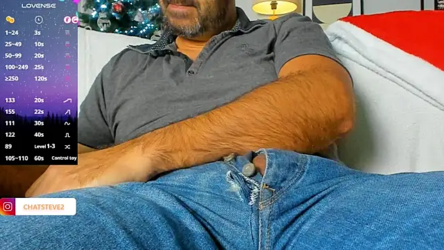 Snapshot of _MrPrecum_ chatting on December 12, 4:15 am  MrPrecum  online show from December 12, 4:15 am