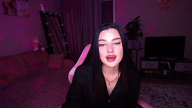   Malika   online show from March 13, 4:35 pm