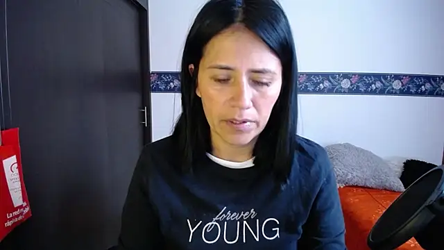 sharoon cheerry online show from October 8, 12:03 pm