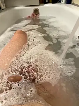 Snapshot of David19932908 chatting on September 23, 6:11 pm David19932908 online show from September 23, 6:11 pm