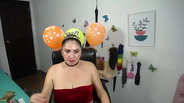 mature bigboobs10 online show from December 5, 4:10 am