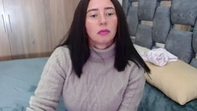 Snapshot of sara_hott_1 chatting on March 5, 8:42 pm sara hott 1 online show from March 5, 8:42 pm
