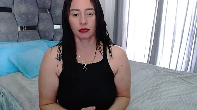Snapshot of sara_hott_1 chatting on September 21, 8:21 pm sara hott 1 online show from September 21, 8:21 pm