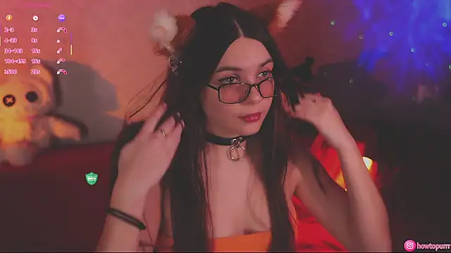 How2Meow online show from October 23, 5:01 pm