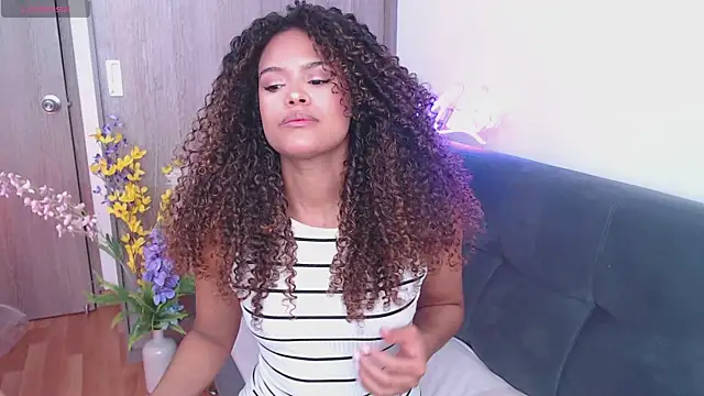 Amelia bss online show from November 11, 1:55 pm