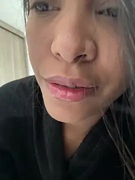 Amelia bss online show from March 13, 2:45 pm