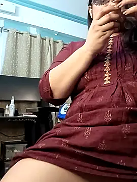 Snapshot of AgniPriya chatting on January 11, 5:29 pm AgniPriya online show from January 11, 5:29 pm