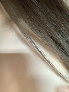 MiaBlossom online show from December 28, 8:25 pm