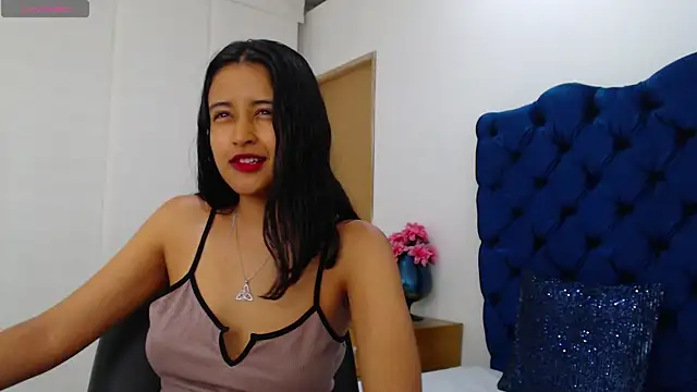 Snapshot of Lili666_ chatting on May 12, 3:25 am Lili666 online show from May 12, 3:25 am