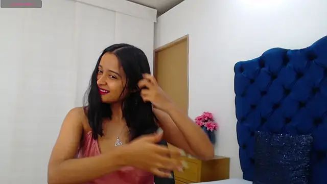 Snapshot of Lili666_ chatting on May 14, 3:24 am Lili666 online show from May 14, 3:24 am