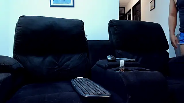 Snapshot of dylanstrong_ chatting on September 12, 11:15 pm dylanstrong  online show from September 12, 11:15 pm