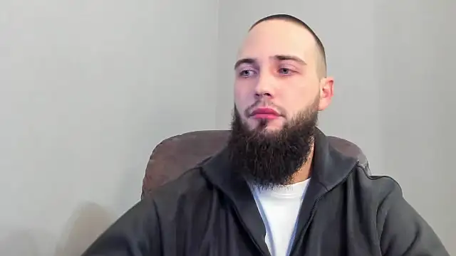 Snapshot of A_____________ chatting on February 6, 6:46 pm A online show from February 6, 6:46 pm