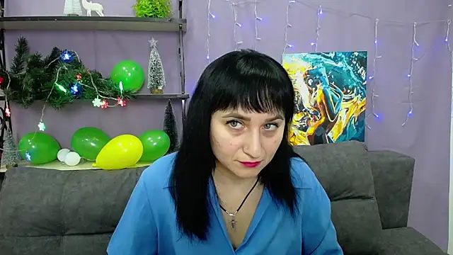 NinaFlawlees online show from January 10, 7:11 pm