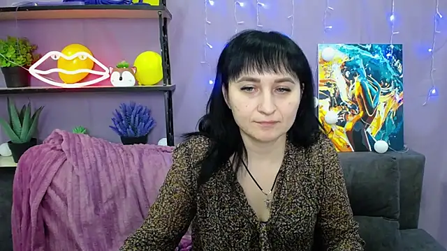 NinaFlawlees online show from January 25, 5:51 am