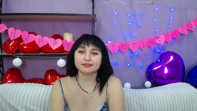 NinaFlawlees online show from February 2, 1:34 am