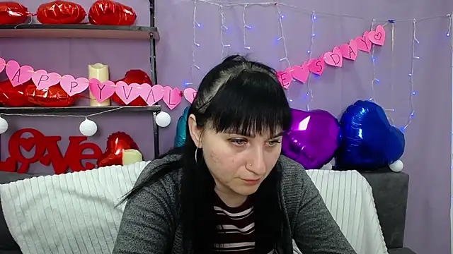 NinaFlawlees online show from February 9, 11:46 pm