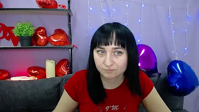 NinaFlawlees online show from March 3, 7:39 pm