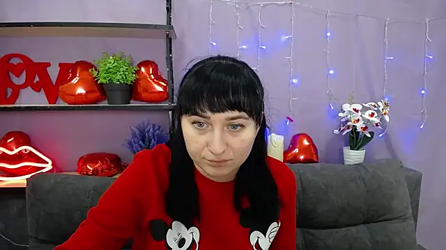 NinaFlawlees online show from March 5, 11:38 pm