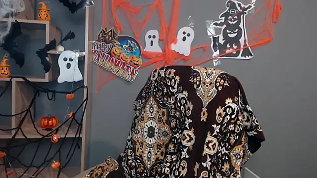 NinaFlawlees online show from October 26, 12:44 pm