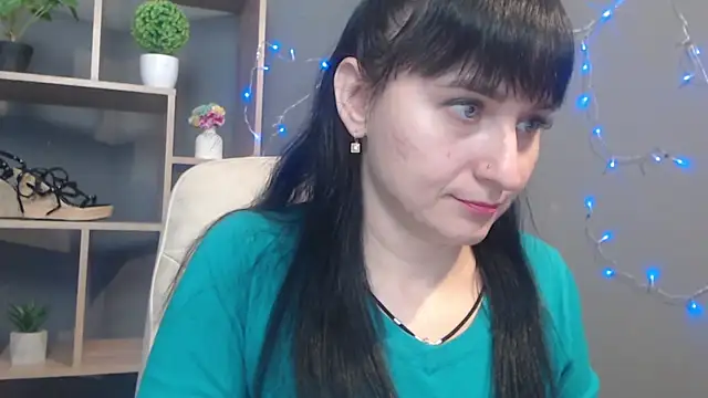 NinaFlawlees online show from November 22, 12:37 pm