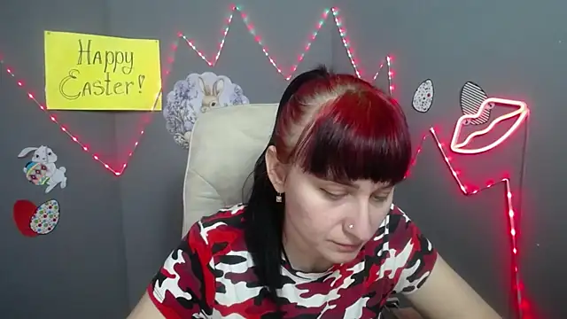 NinaFlawlees online show from April 4, 12:24 pm