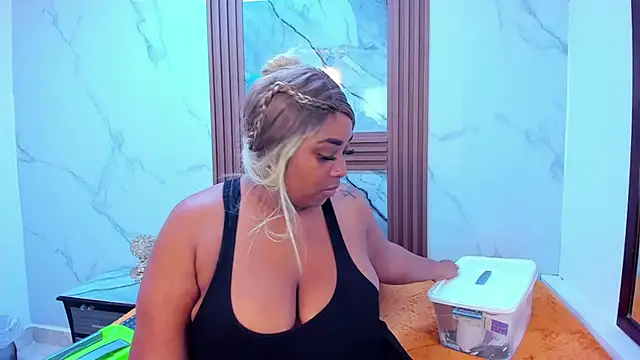 HannyMansonh online show from February 20, 3:23 am