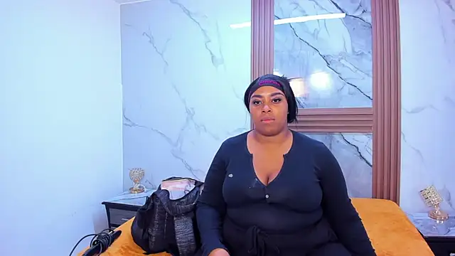 HannyMansonh online show from March 14, 4:43 am