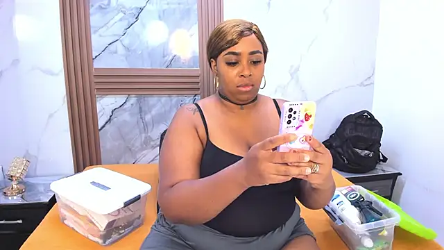 HannyMansonh online show from March 19, 3:09 am