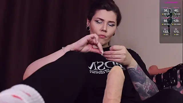 Luna Blake online show from February 6, 7:18 pm