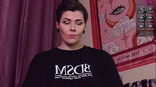 Luna Blake online show from March 19, 10:20 pm