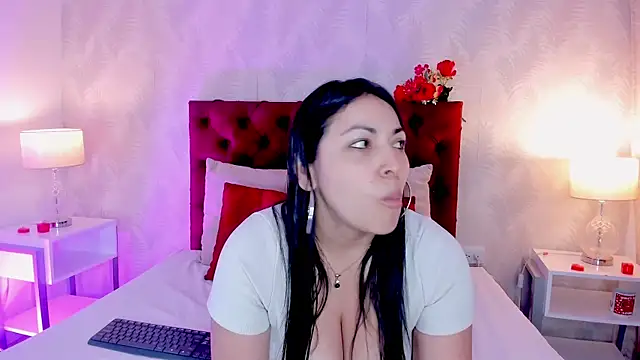 Snapshot of KarlyPrint chatting on March 1, 2:13 pm KarlyPrint online show from March 1, 2:13 pm
