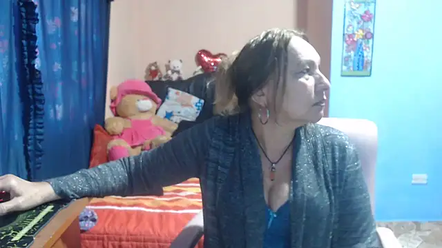 milfeddy  online show from March 6, 4:28 pm